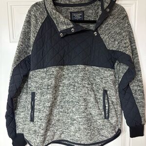 Abercrombie & Fitch Gray and Black Zip Up Sweater